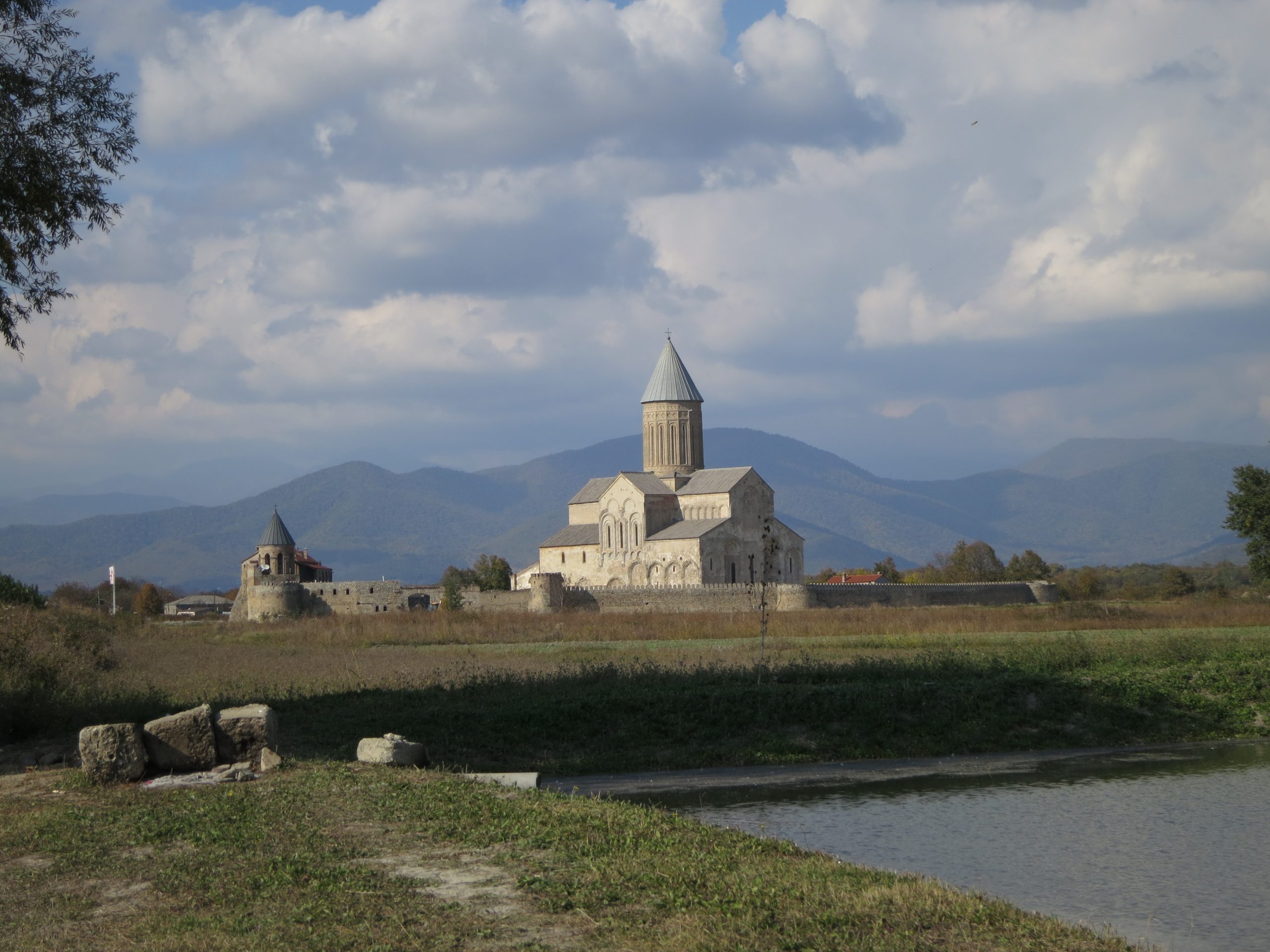 ალავერდის საკათედრო ტაძარი ალაზნის ველზე