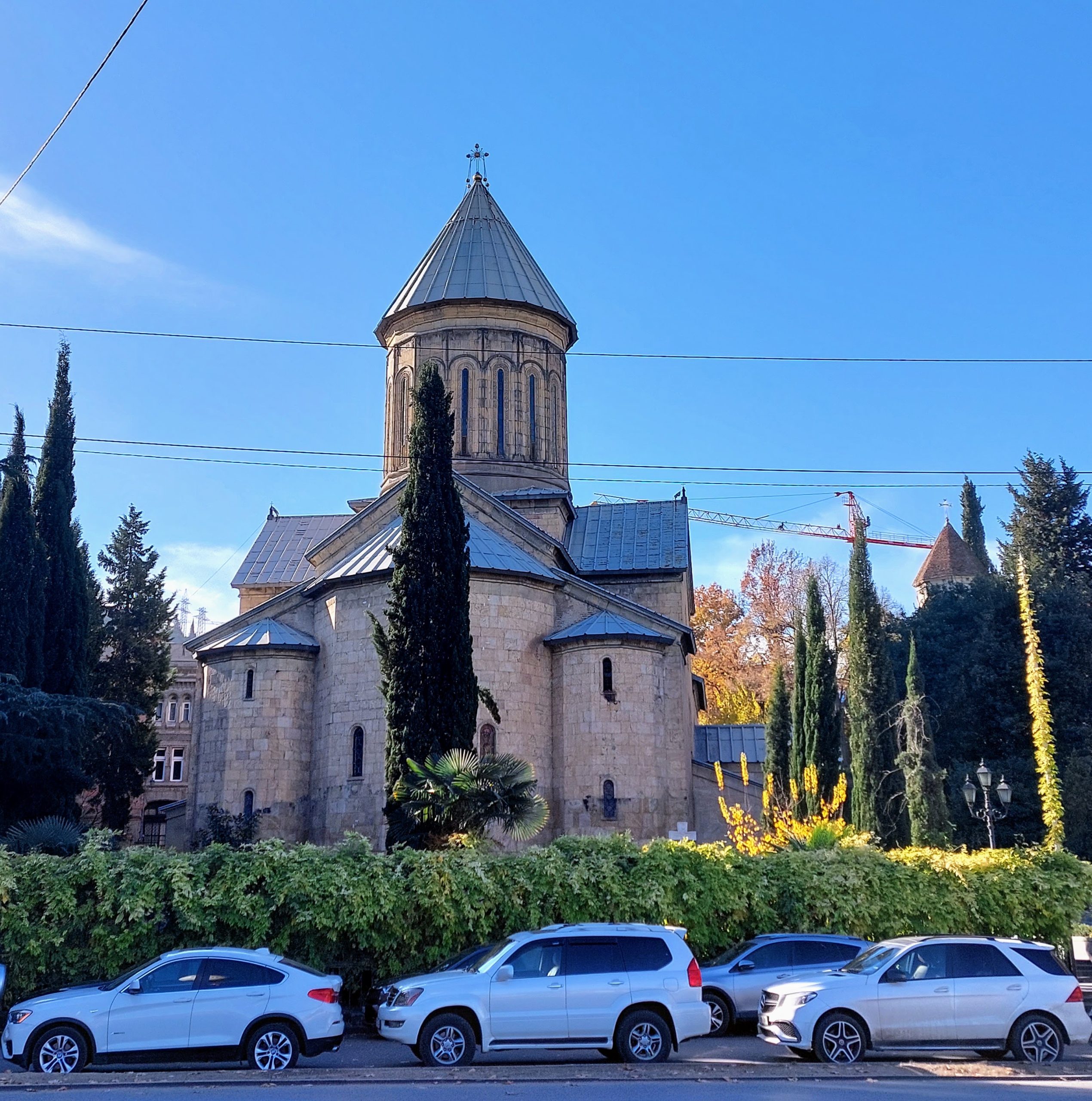 თბილისის სიონის ტაძრის აღმოსავლეთი ფასადი და გუმბათი