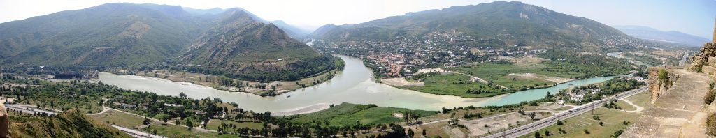 მცხეთის ძველი ქალაქი და მტკვრისა და არაგვის შესართავი ჯვრის მონასტრიდან